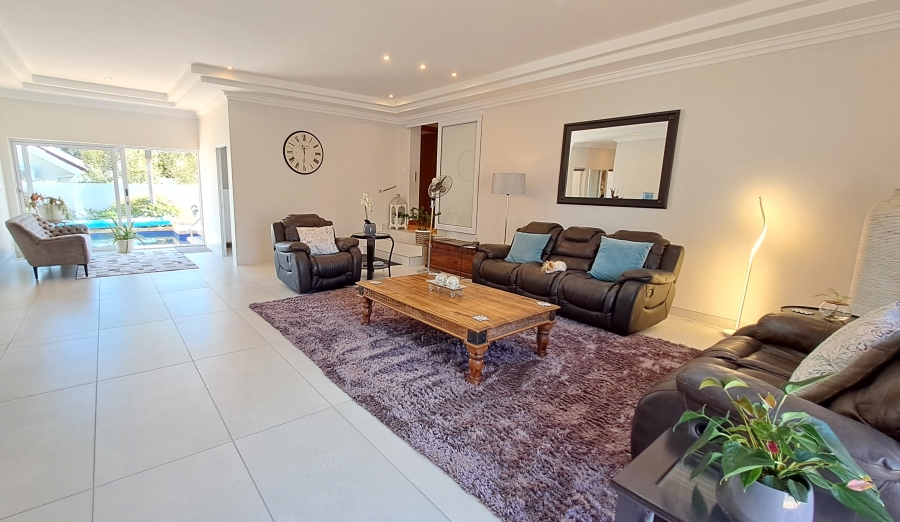 4 Bedroom Property for Sale in Steynsrust Western Cape